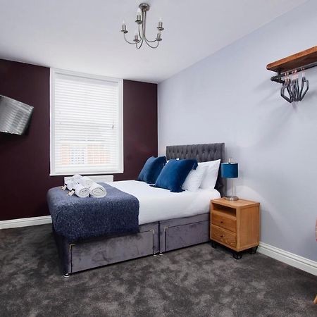 Delven House, Apartment 5 - Self Check-In, Self-Catering Serviced Apartment For East Midlands Airport Castle Donington Dış mekan fotoğraf
